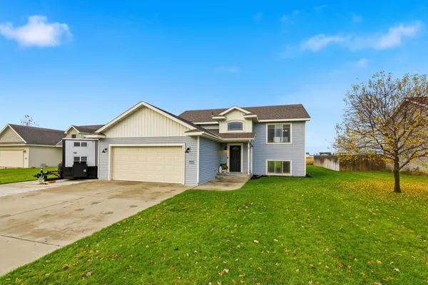 $305,000 | 903 2nd Avenue Southwest, Rice, MN 56367