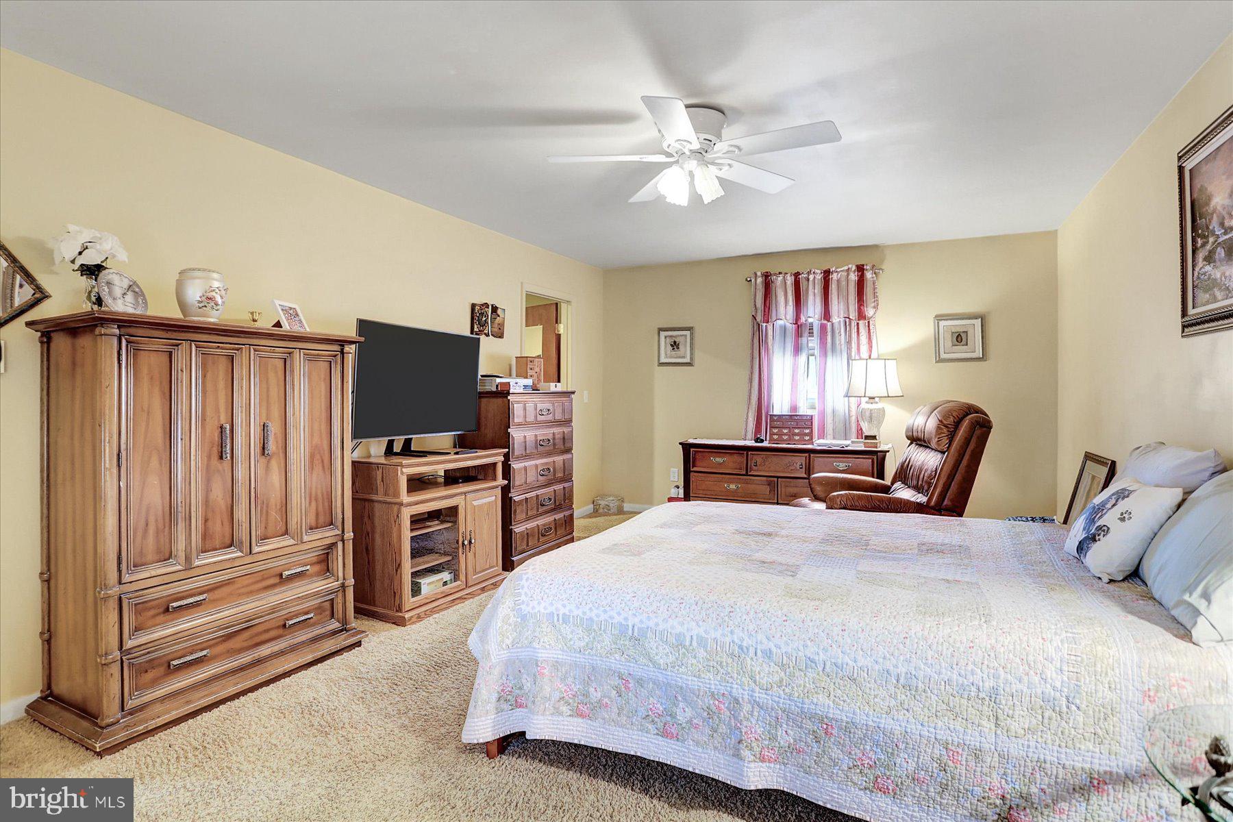 5151 Erie Road Harrisburg, PA 17111 - Photo 19 of 32 Gallery Image 19