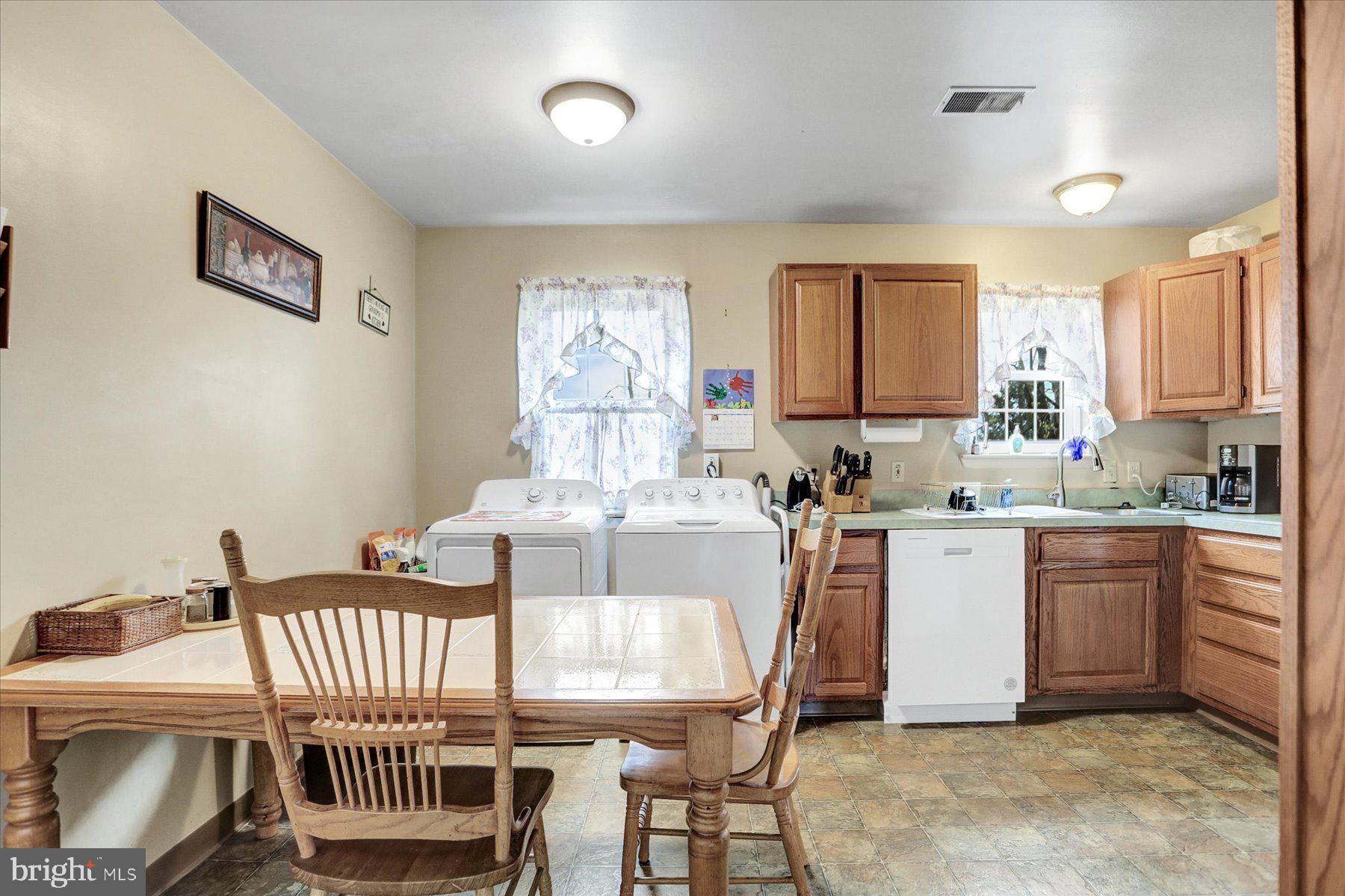 5151 Erie Road Harrisburg, PA 17111 - Photo 9 of 32 Gallery Image 9