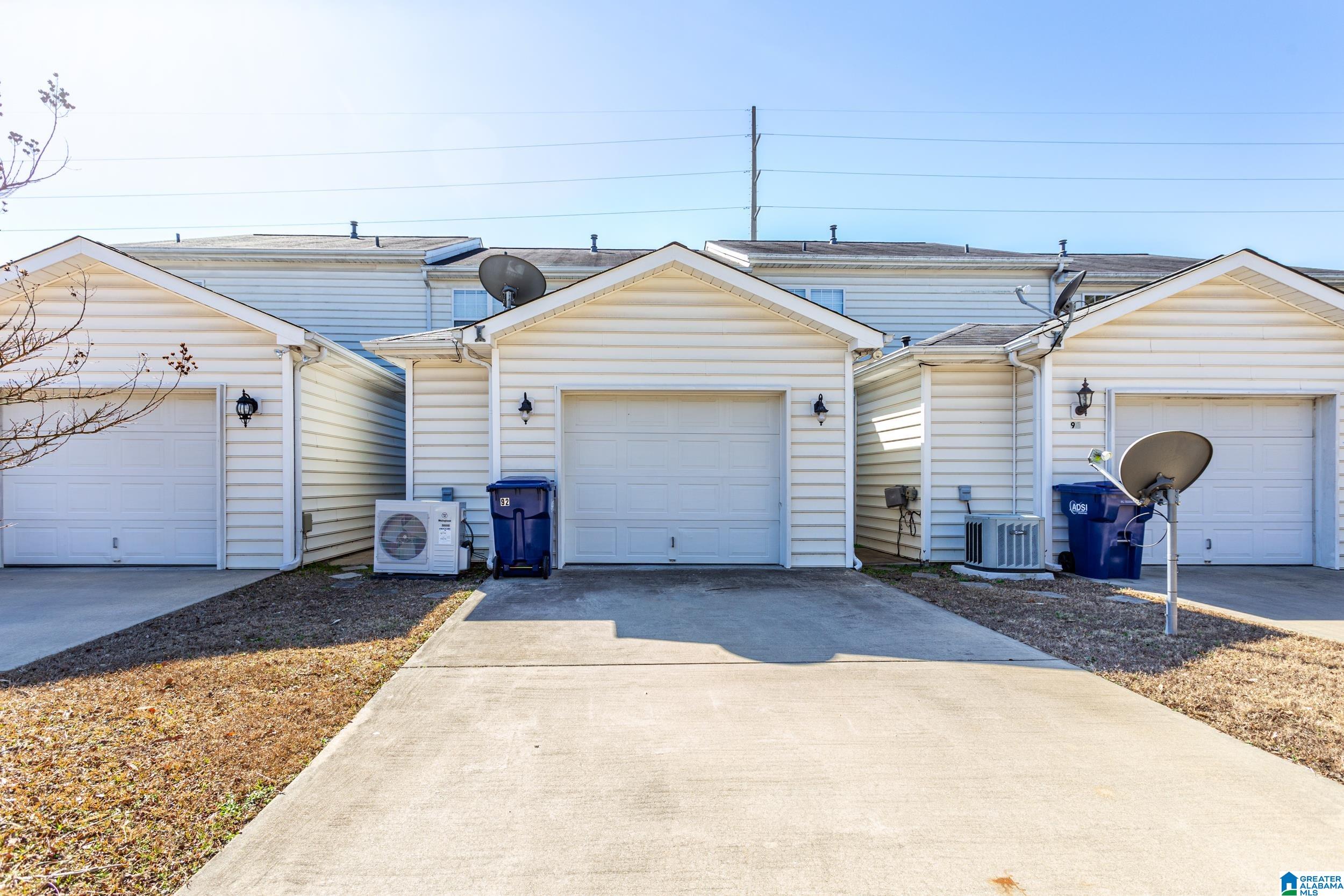 92 Edith Avenue Oxford, AL 36203 - Photo 7 of 32