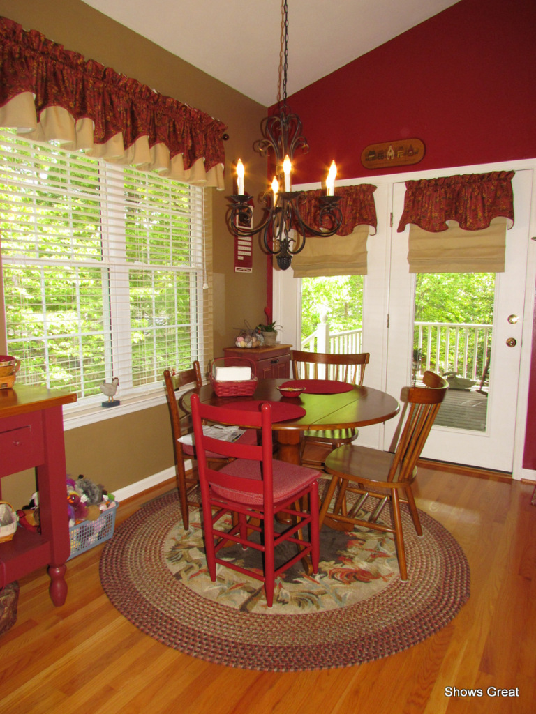 388 Stonehaven Lane Blue Ridge, VA 24064 - Photo 14 of 29 Breakfast Area