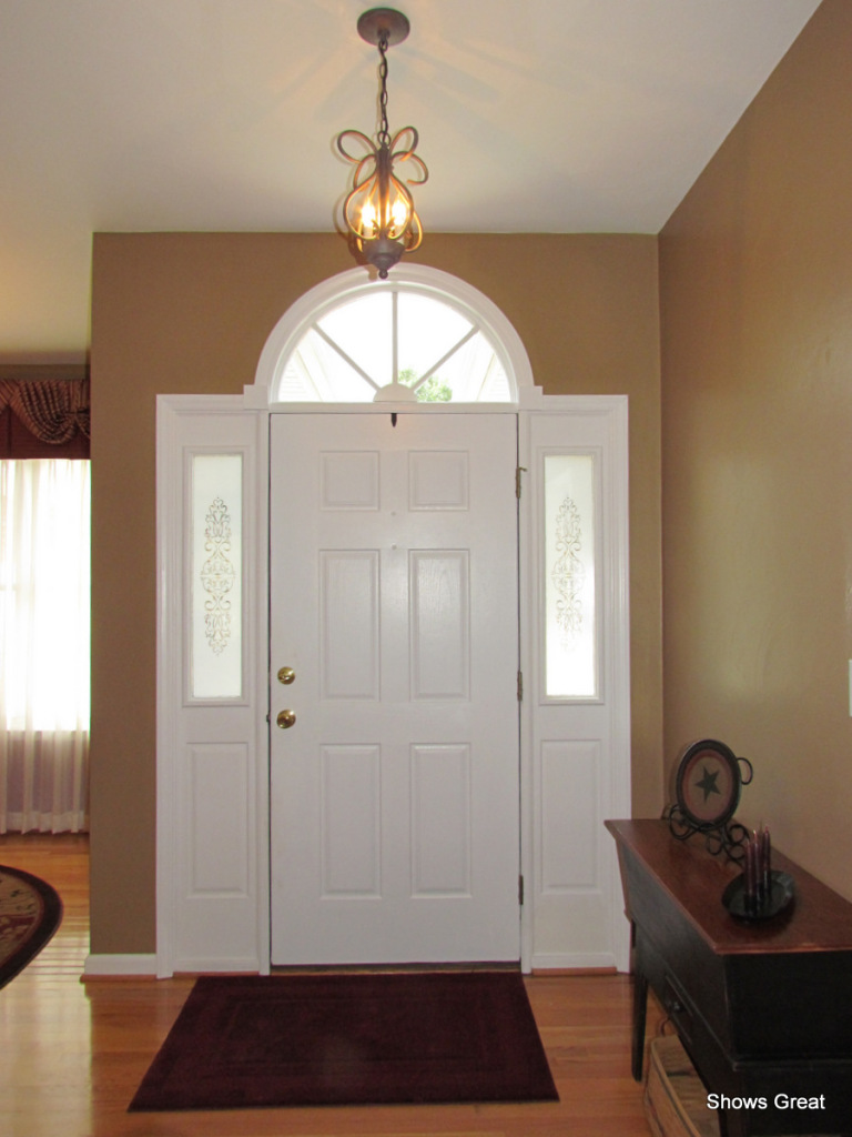 388 Stonehaven Lane Blue Ridge, VA 24064 - Photo 3 of 29 Foyer