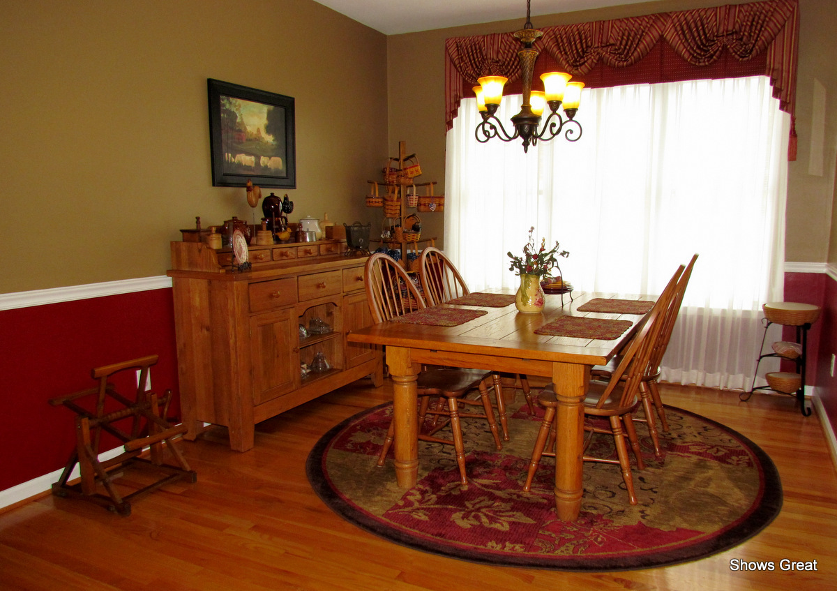 388 Stonehaven Lane Blue Ridge, VA 24064 - Photo 9 of 29 Dining Room