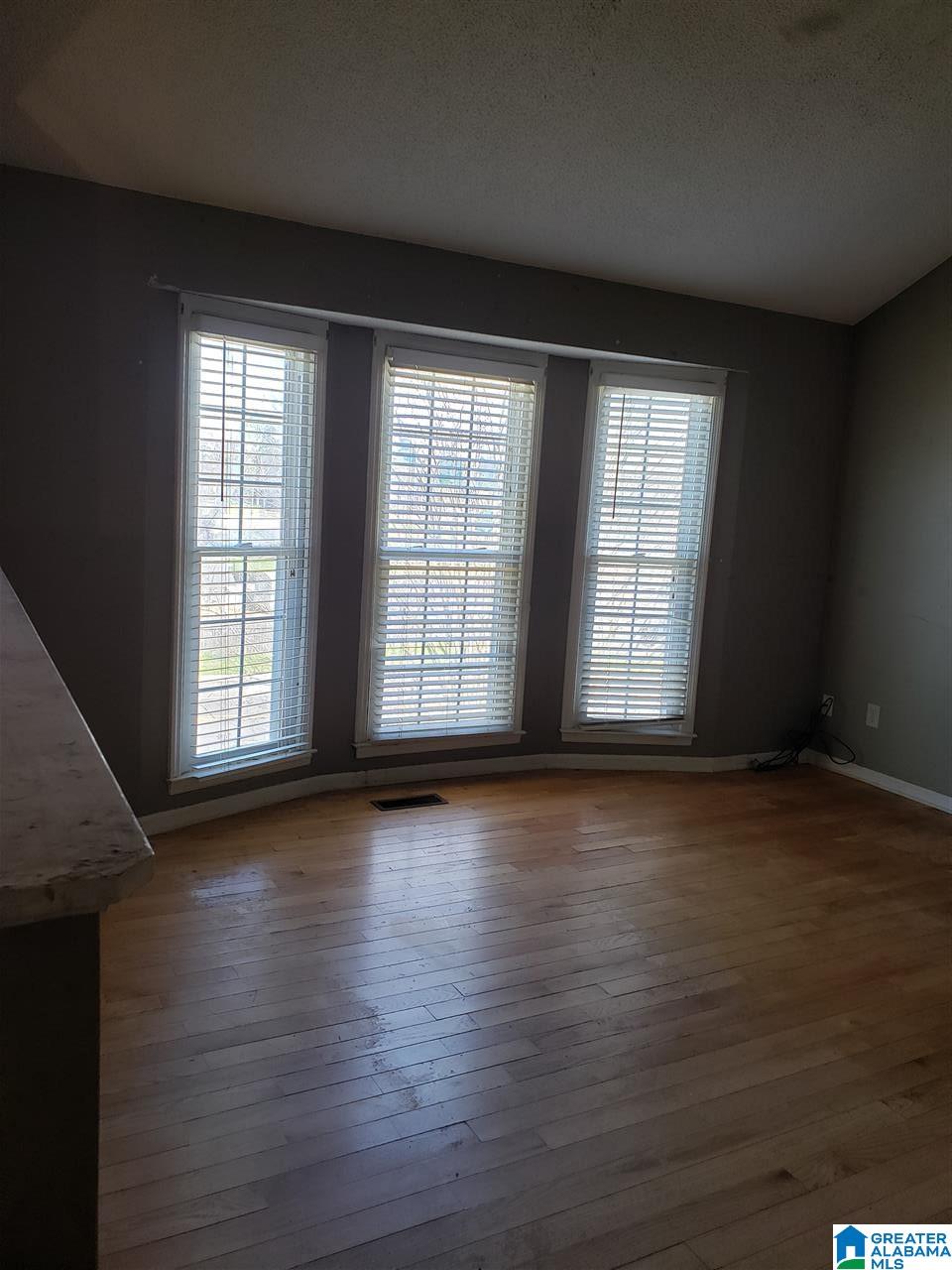 1023 Thompson Road Alabaster, AL 35007 - Photo 5 of 8