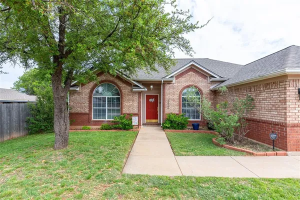 $259,900 | 3826 Teel Drive, Abilene, TX 79606