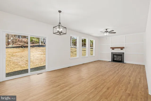 $519,900 | 8355 Coolidge Circle, King George, VA 22485