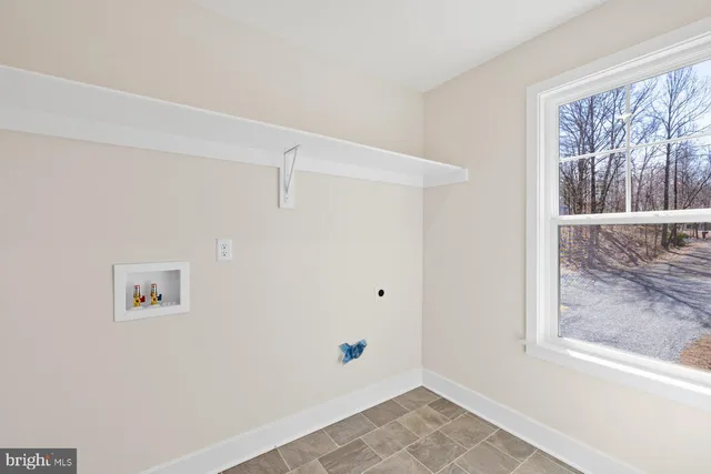 $519,900 | 8355 Coolidge Circle, King George, VA 22485