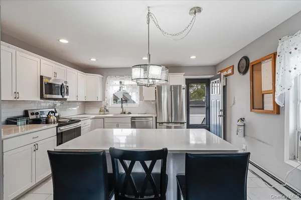 $699,999 | 144 Washington Avenue, Wheatley Heights, NY 11798