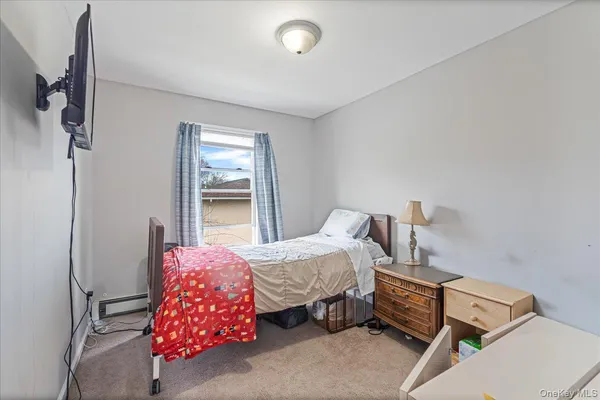 $699,999 | 144 Washington Avenue, Wheatley Heights, NY 11798