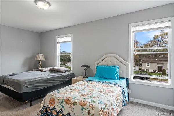 $699,999 | 144 Washington Avenue, Wheatley Heights, NY 11798