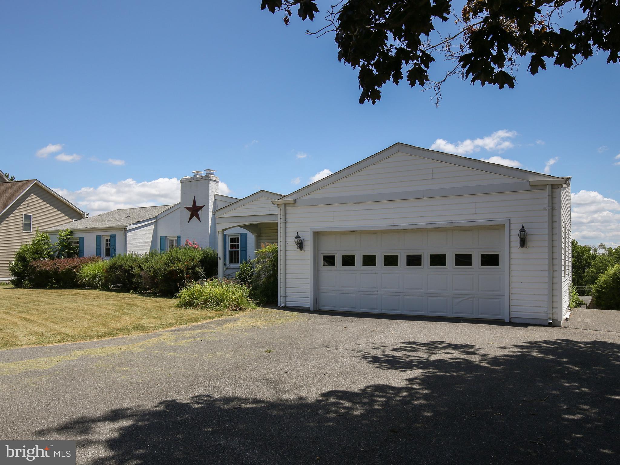 2516 Middle Road Winchester, VA 22601 - Photo 3 of 43 Gallery Image 3