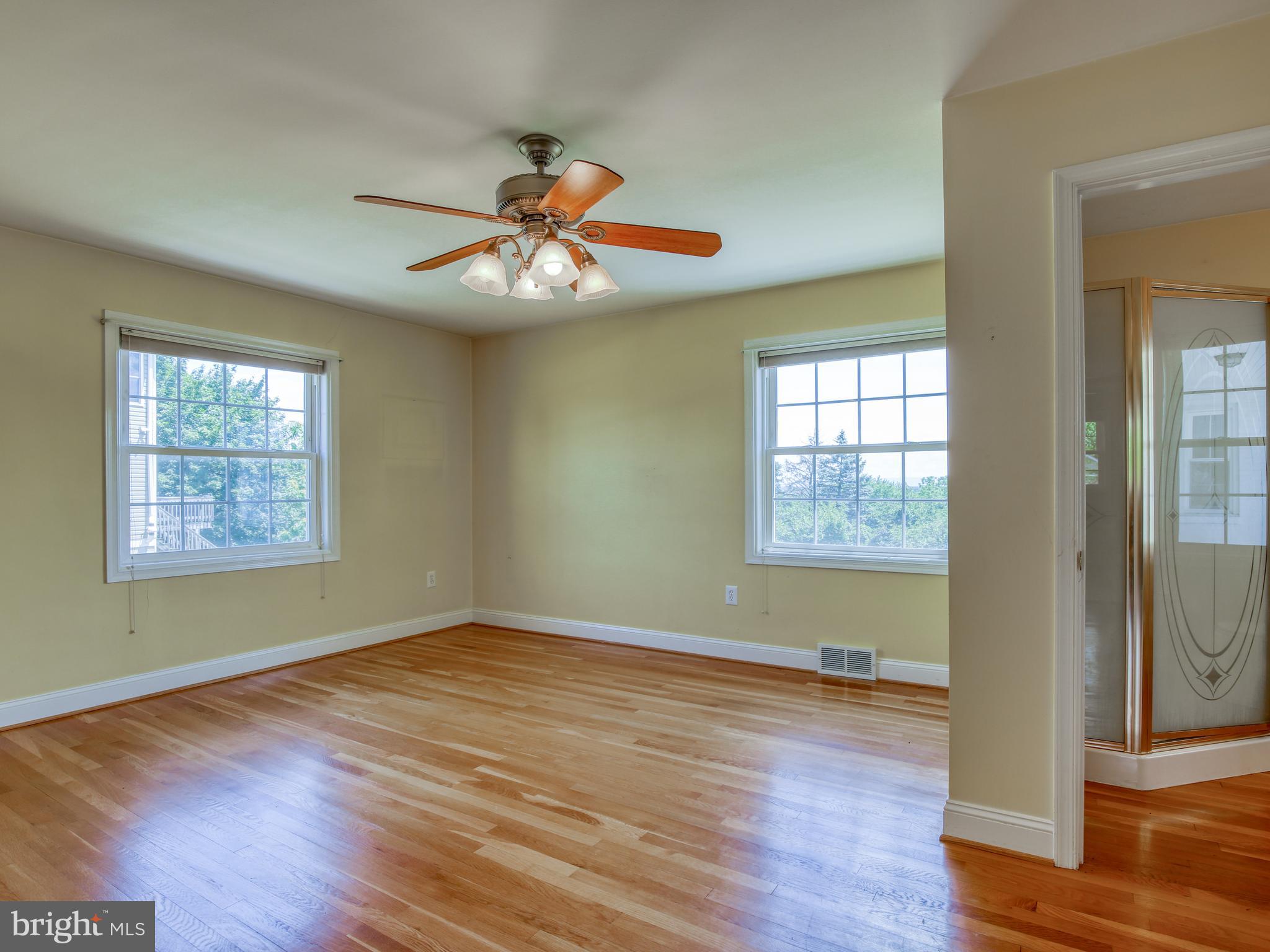 2516 Middle Road Winchester, VA 22601 - Photo 26 of 43 Main floor master suite