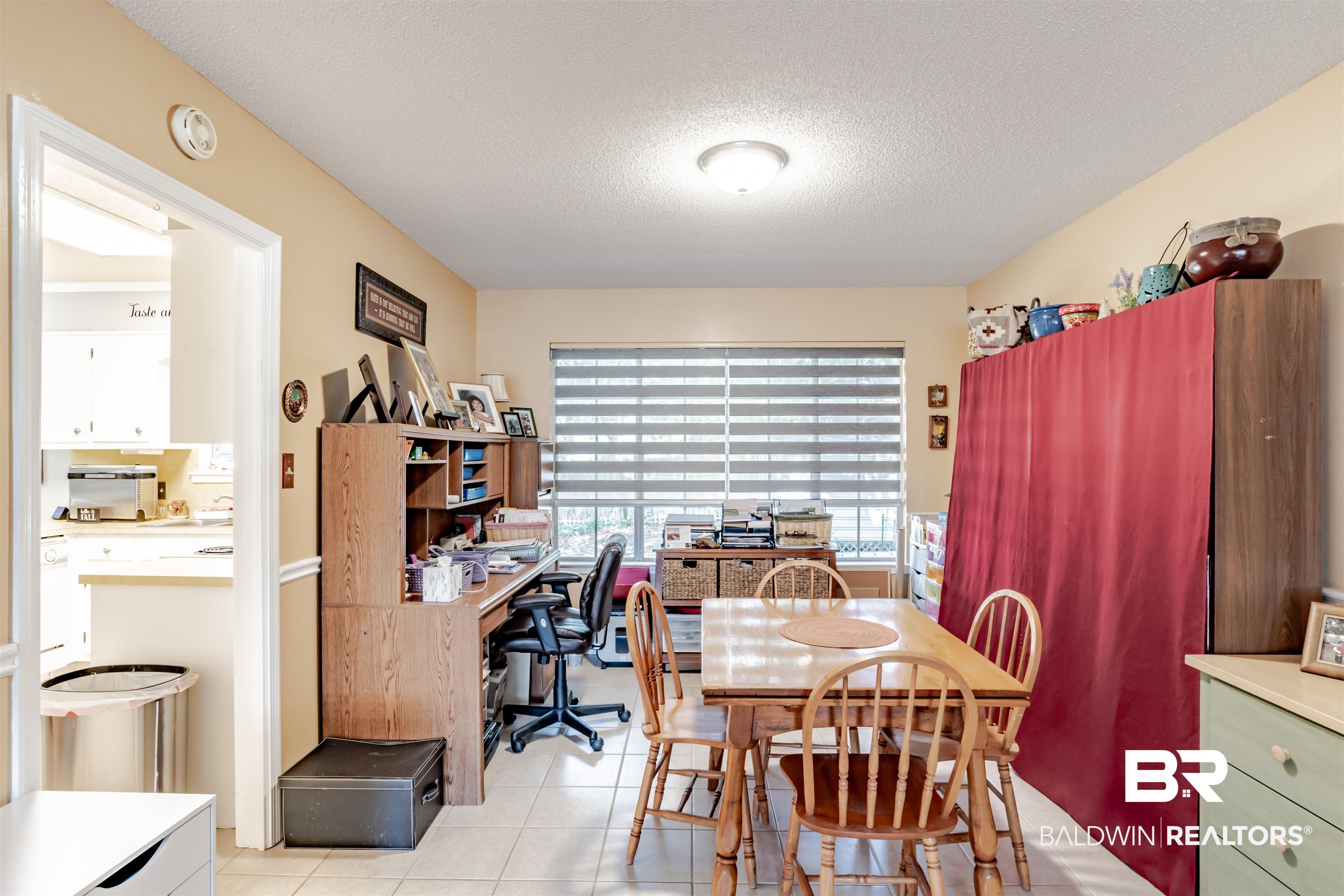 139 Ridgewood Drive Daphne, AL 36526 - Photo 11 of 34 Dining Area