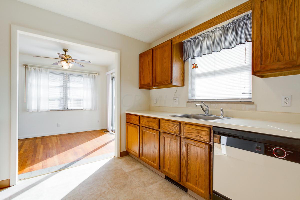 1991 Langham Road Columbus, OH 43221 - Photo 10 of 25