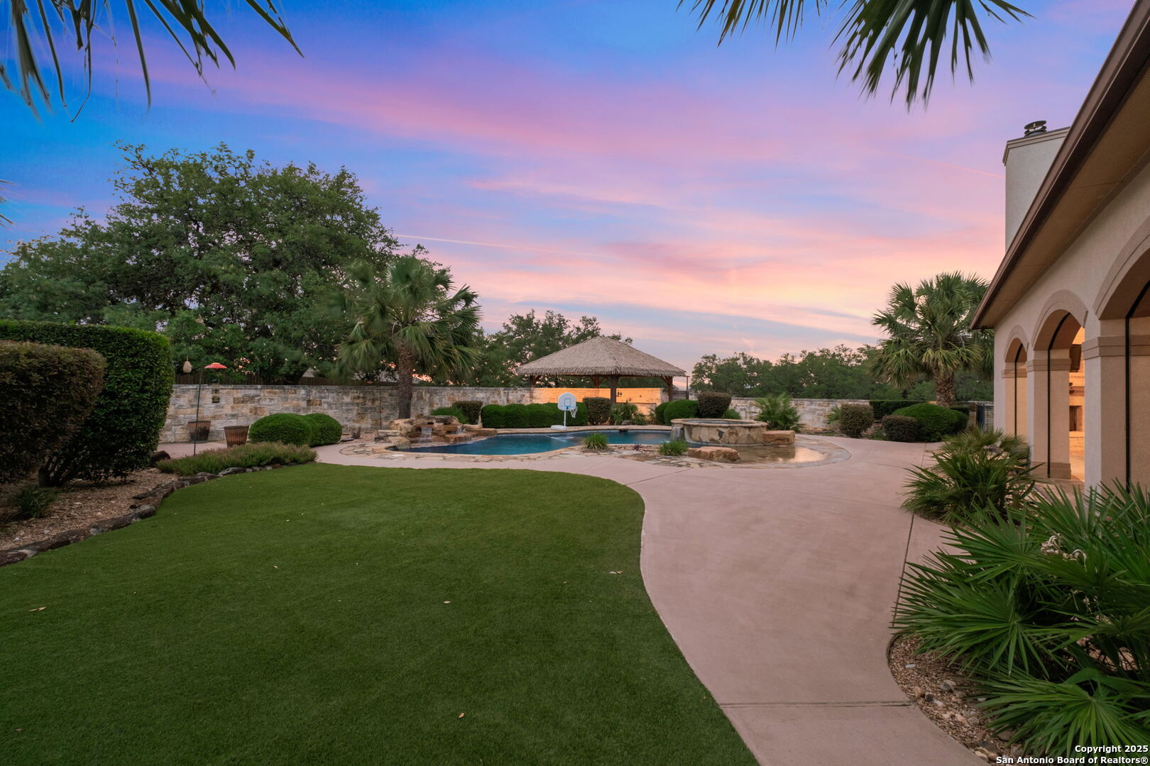 208 Cascade Caverns Road Boerne, TX 78015 - Photo 12 of 74