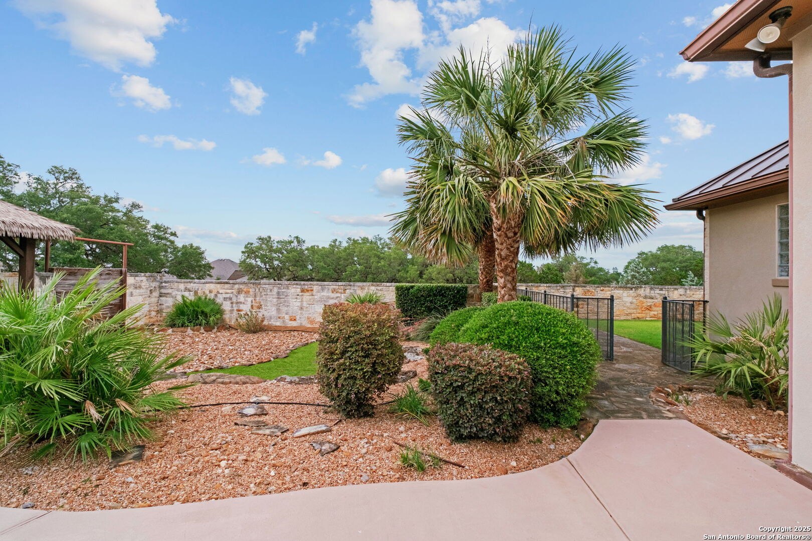 208 Cascade Caverns Road Boerne, TX 78015 - Photo 27 of 74