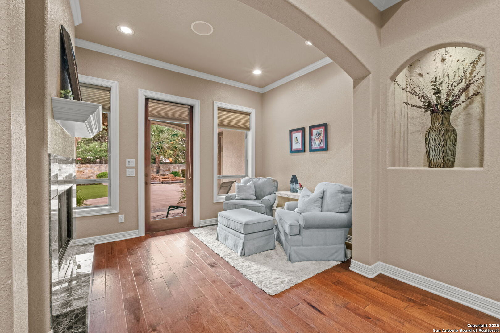 208 Cascade Caverns Road Boerne, TX 78015 - Photo 59 of 74 a living room with furniture and a large window
