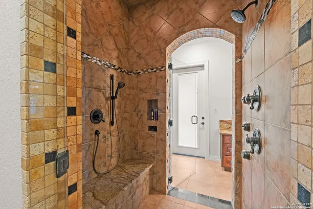 $2,500,000 | 208 Cascade Caverns Road, Boerne, TX 78015