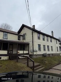 $204,900 | 1 Lincoln Street, Gloversville, NY 12078