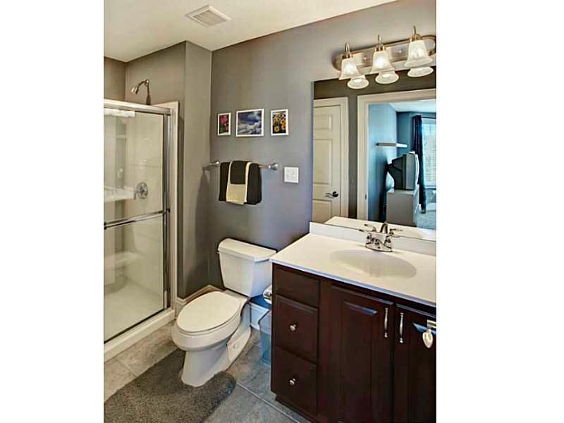 170 Leisie Road Renfrew, PA 16053 - Photo 15 of 25 Full Bath.