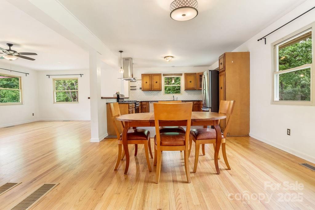 36 Avon Road Asheville, NC 28805 - Photo 16 of 44 Gallery Image 16