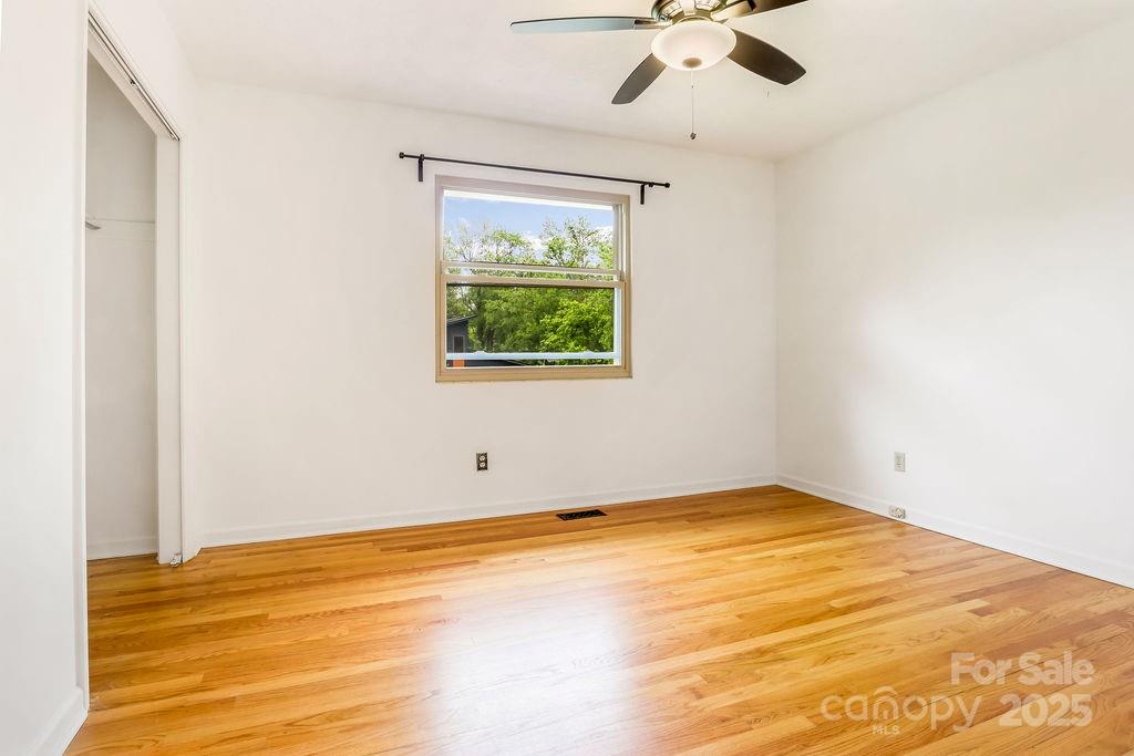 36 Avon Road Asheville, NC 28805 - Photo 20 of 44 Gallery Image 20