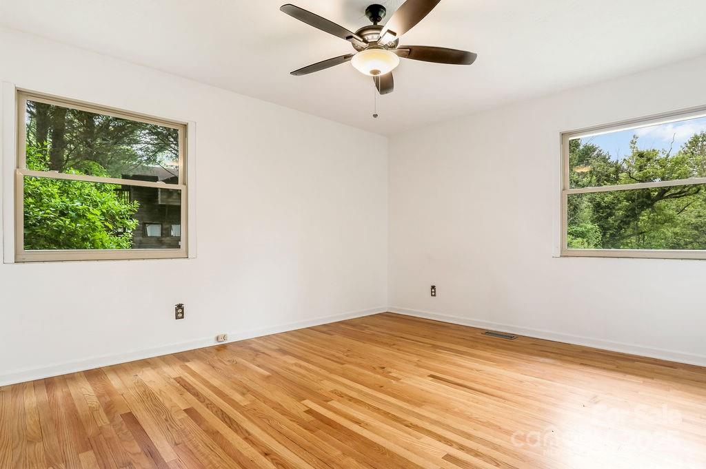 36 Avon Road Asheville, NC 28805 - Photo 44 of 44 Gallery Image 44