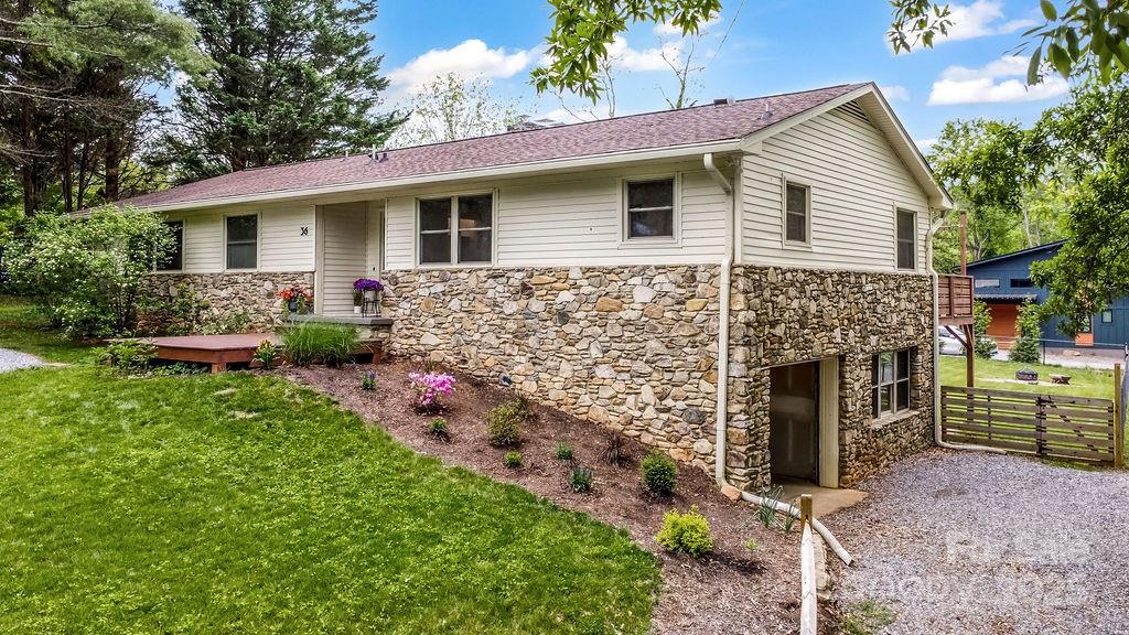 36 Avon Road Asheville, NC 28805 - Photo 7 of 44 Gallery Image 7