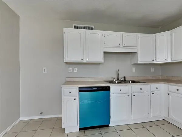 $1,945 | 7621 Pebble Beach Drive, Rowlett, TX 75088
