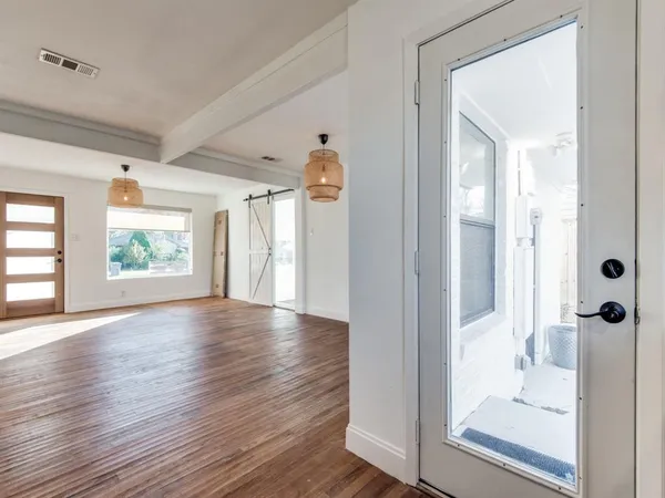 $3,000 | 3739 Almazan Drive, Dallas, TX 75220