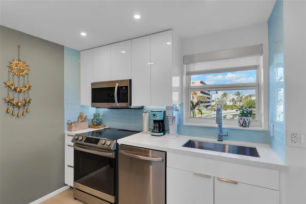 $4,500 | 1610 North Ocean Boulevard, Unit 101, Pompano Beach, FL 33062