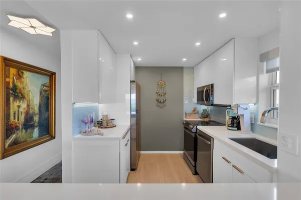 $4,500 | 1610 North Ocean Boulevard, Unit 101, Pompano Beach, FL 33062