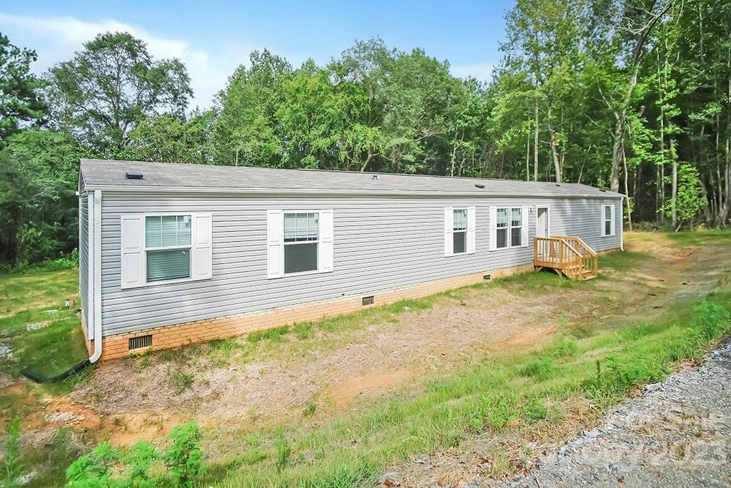 931 Lavender Road Grover, NC 28073 - Photo 2 of 19 Gallery Image 2