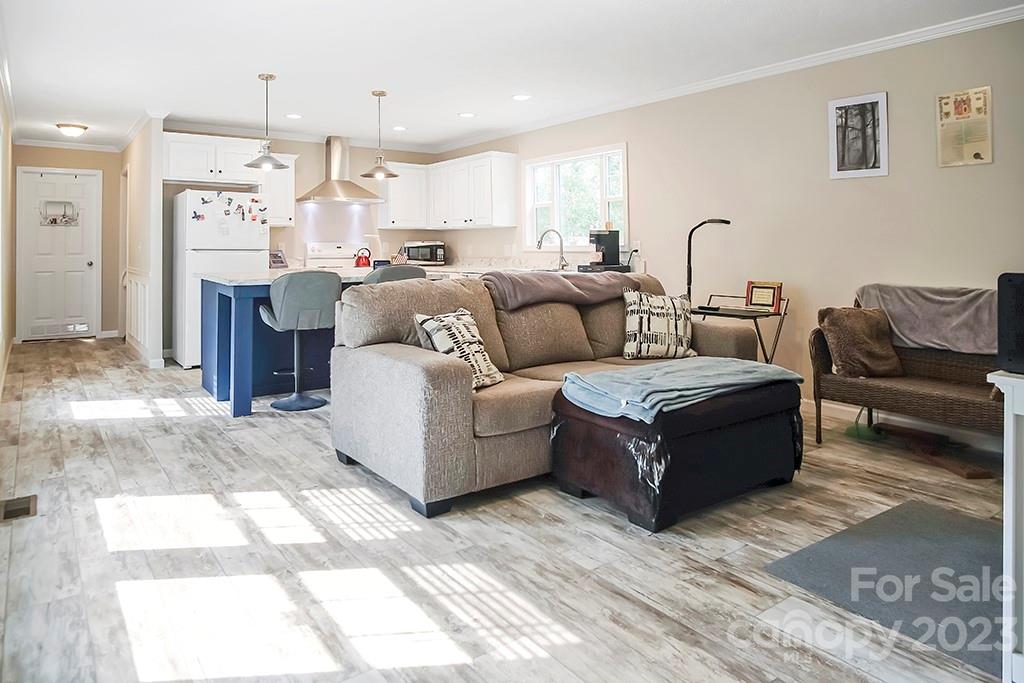 931 Lavender Road Grover, NC 28073 - Photo 4 of 19 Gallery Image 4