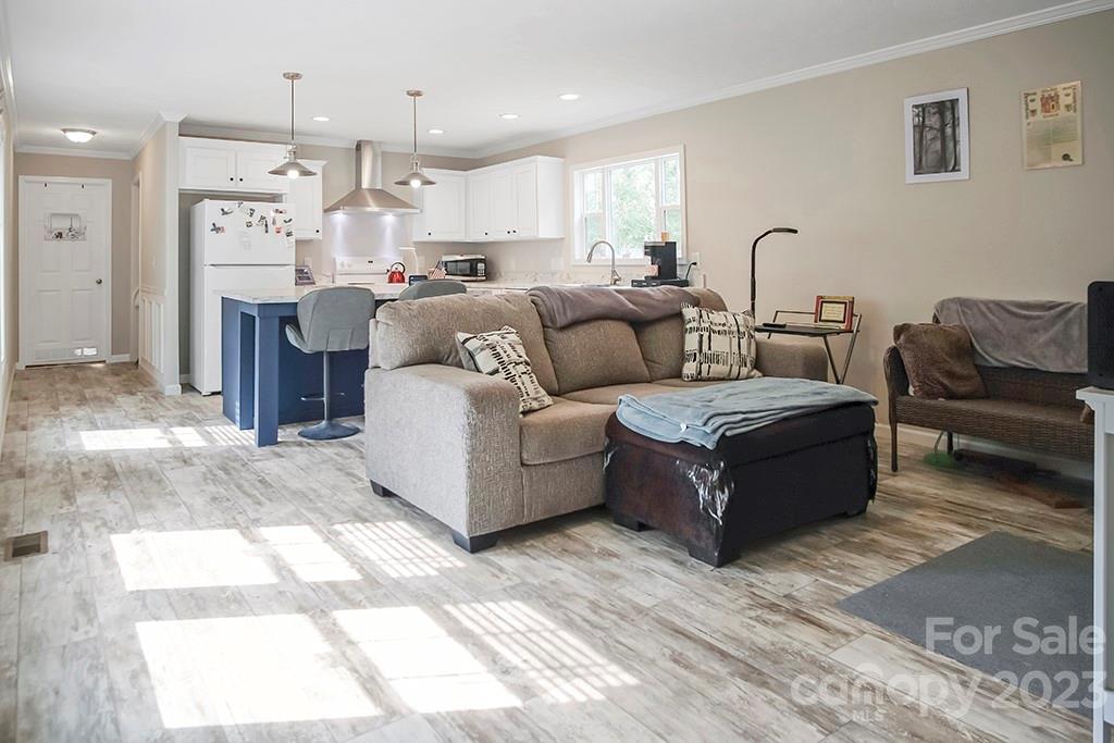 931 Lavender Road Grover, NC 28073 - Photo 5 of 19 Gallery Image 5