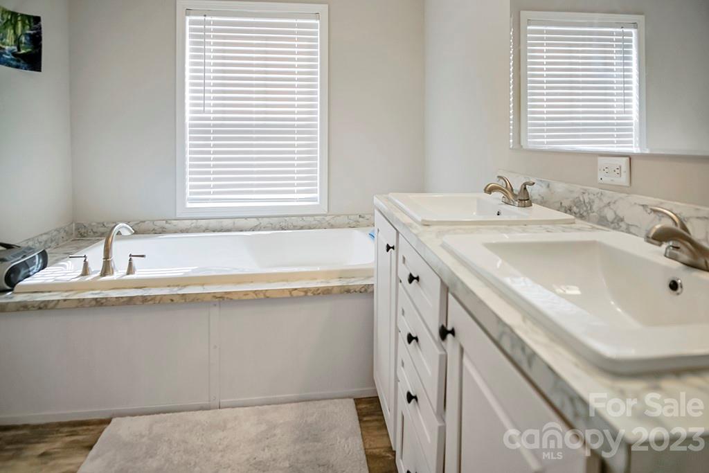 931 Lavender Road Grover, NC 28073 - Photo 10 of 19 Gallery Image 10