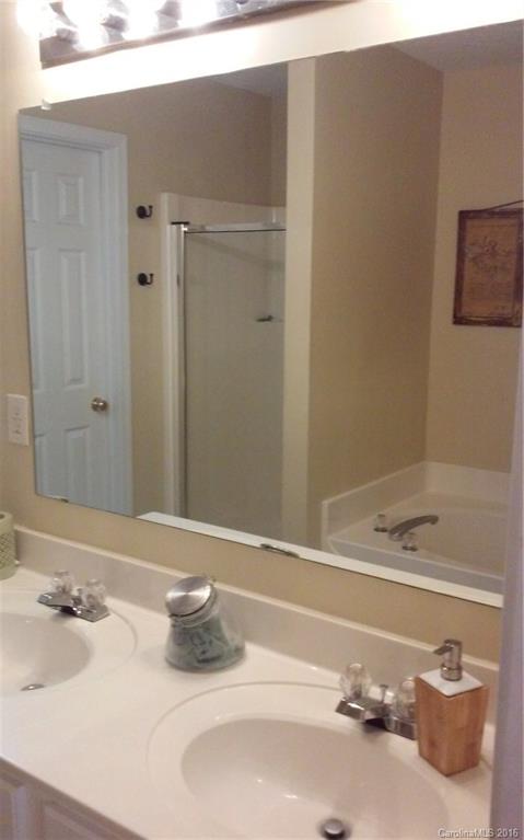 8445 Angwin Place Charlotte, NC 28262 - Photo 12 of 20
