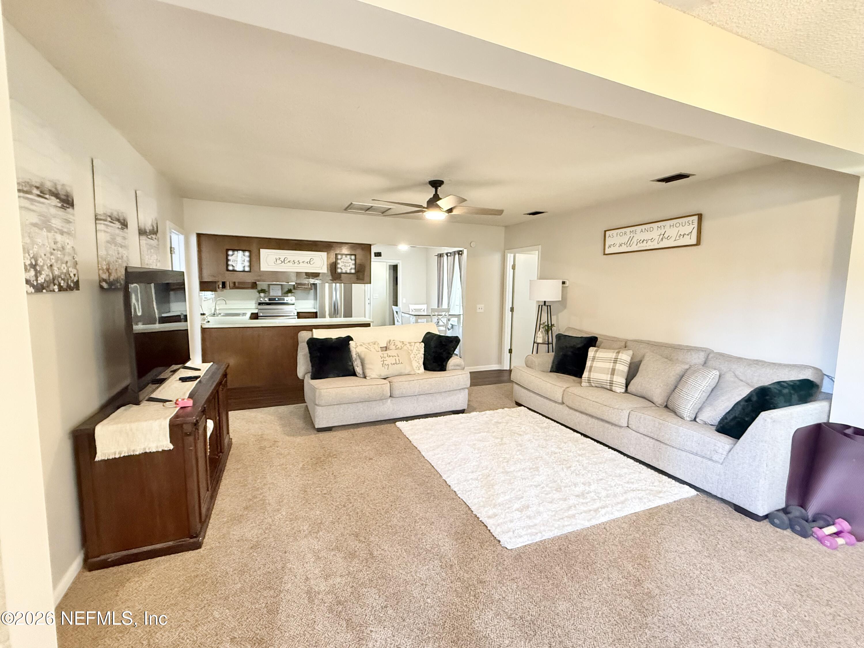 845 Southwest Pecan Street Keystone Heights, FL 32656 - Photo 8 of 16 IMG_6536