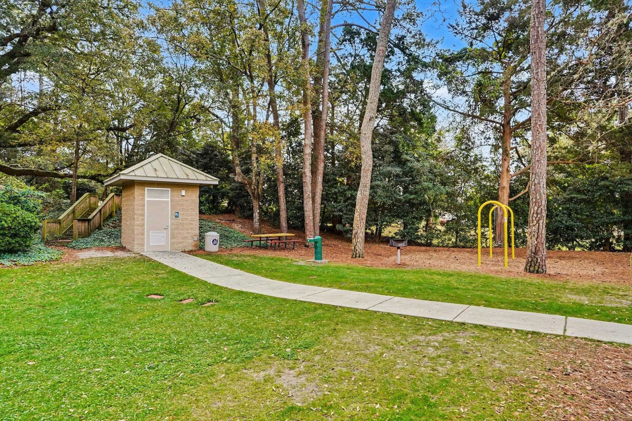 606 Moore Street North Myrtle Beach, SC 29582 - Photo 13 of 36