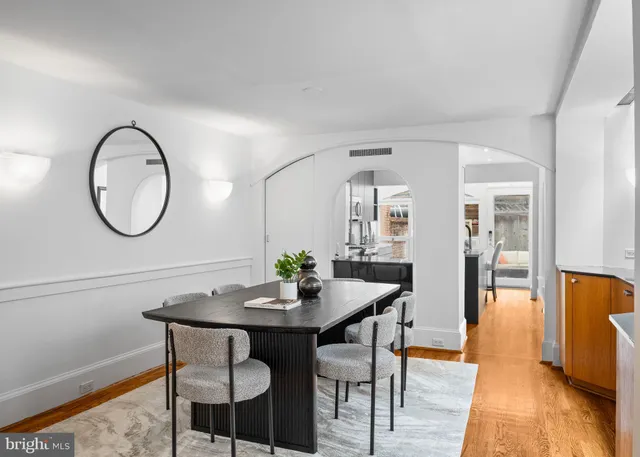 $1,895,000 | 2222 Locust Street, Philadelphia, PA 19103