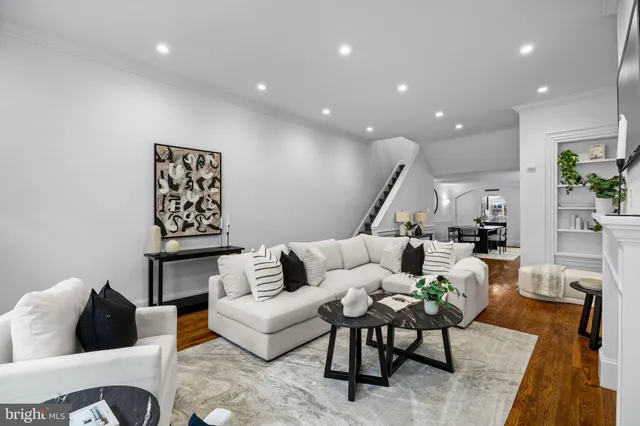 $1,895,000 | 2222 Locust Street, Philadelphia, PA 19103