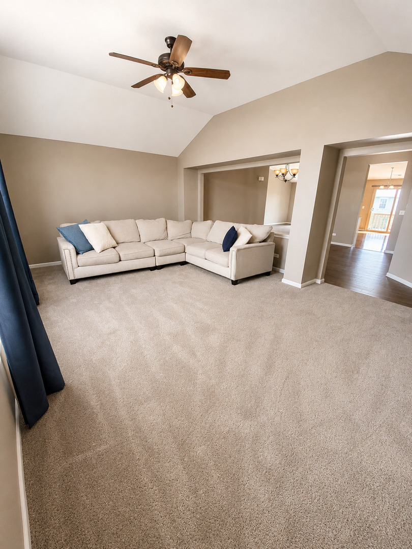 1404 Draper Road, Unit 242 McHenry, IL 60050 - Photo 5 of 14 Gallery Image 5
