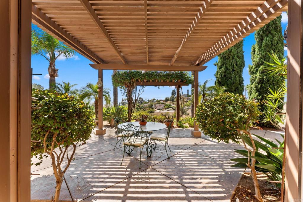 1829 Elevado Road Vista, CA 92084 - Photo 44 of 62