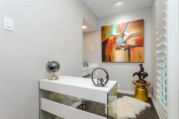 $308,000 | 7818 Meadow Park Drive, Unit 216, Dallas, TX 75230