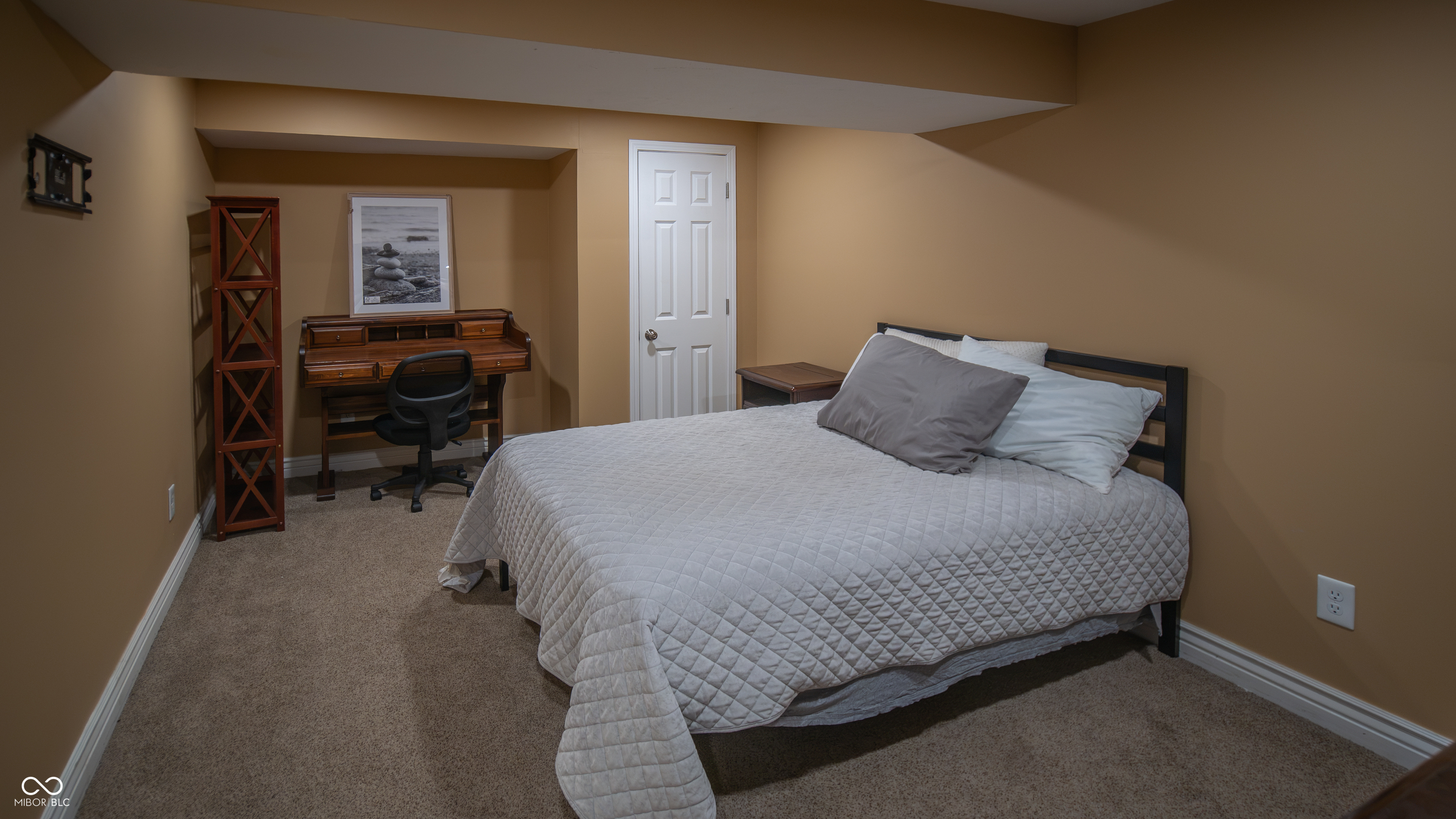 5855 Andover Road Indianapolis, IN 46220 - Photo 31 of 59