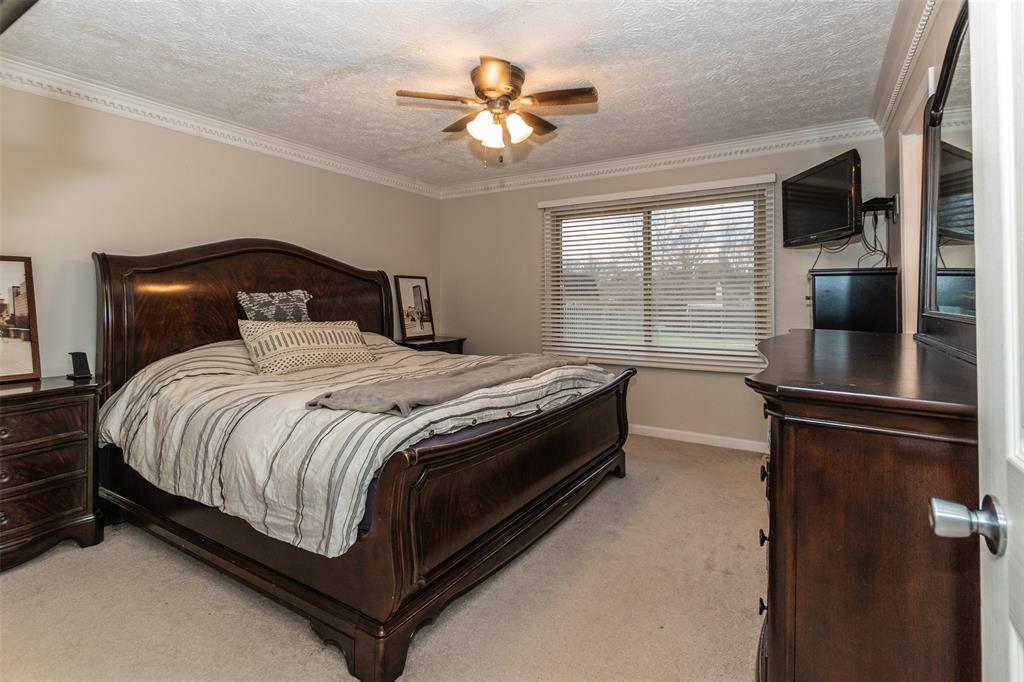 310 North Peterman Road Greenwood, IN 46142 - Photo 11 of 21 Gallery Image 11