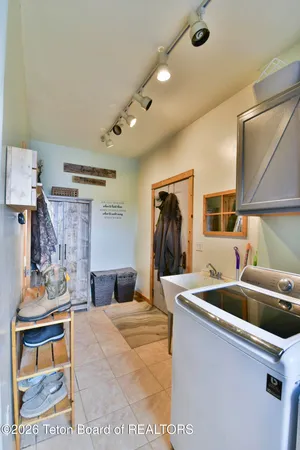 $792,500 | 5 Vixen Circle, Pinedale, WY 82941