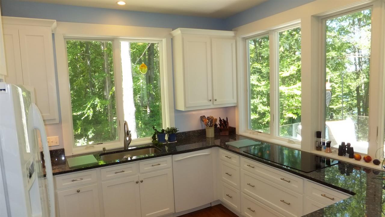 16698 Acorn Ridge Beulah, MI 49617 - Photo 16 of 68 1832397-15.JPG