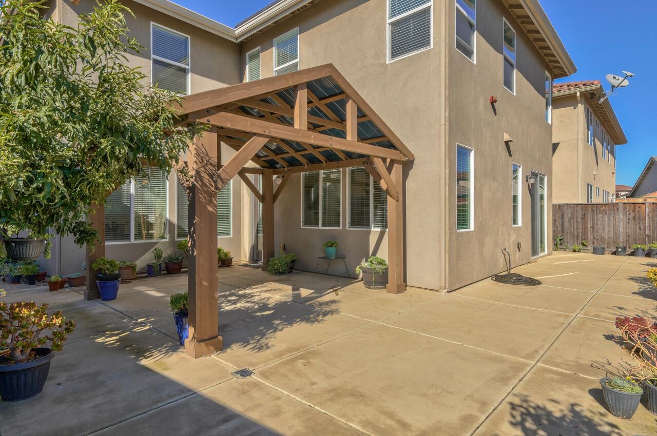 1805 Monte Bella Boulevard Salinas, CA 93905 - Photo 15 of 32 a view of a house with a yard