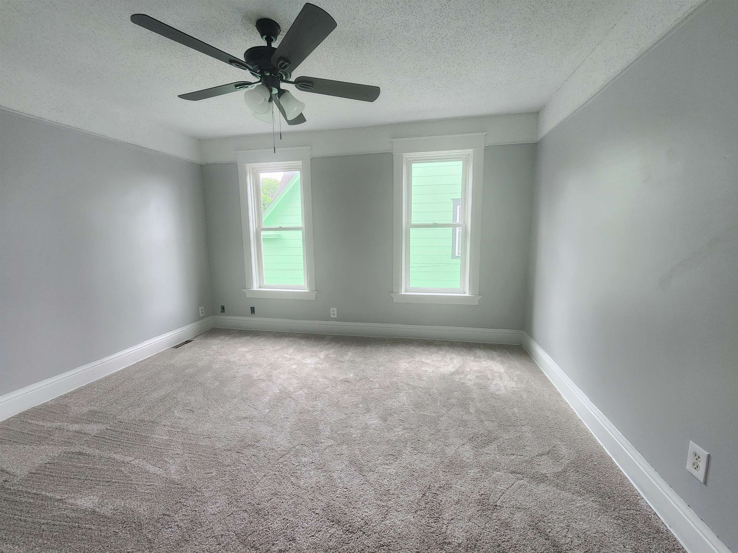 409 North Hampton Street Bay City, MI 48708 - Photo 15 of 37 Gallery Image 15